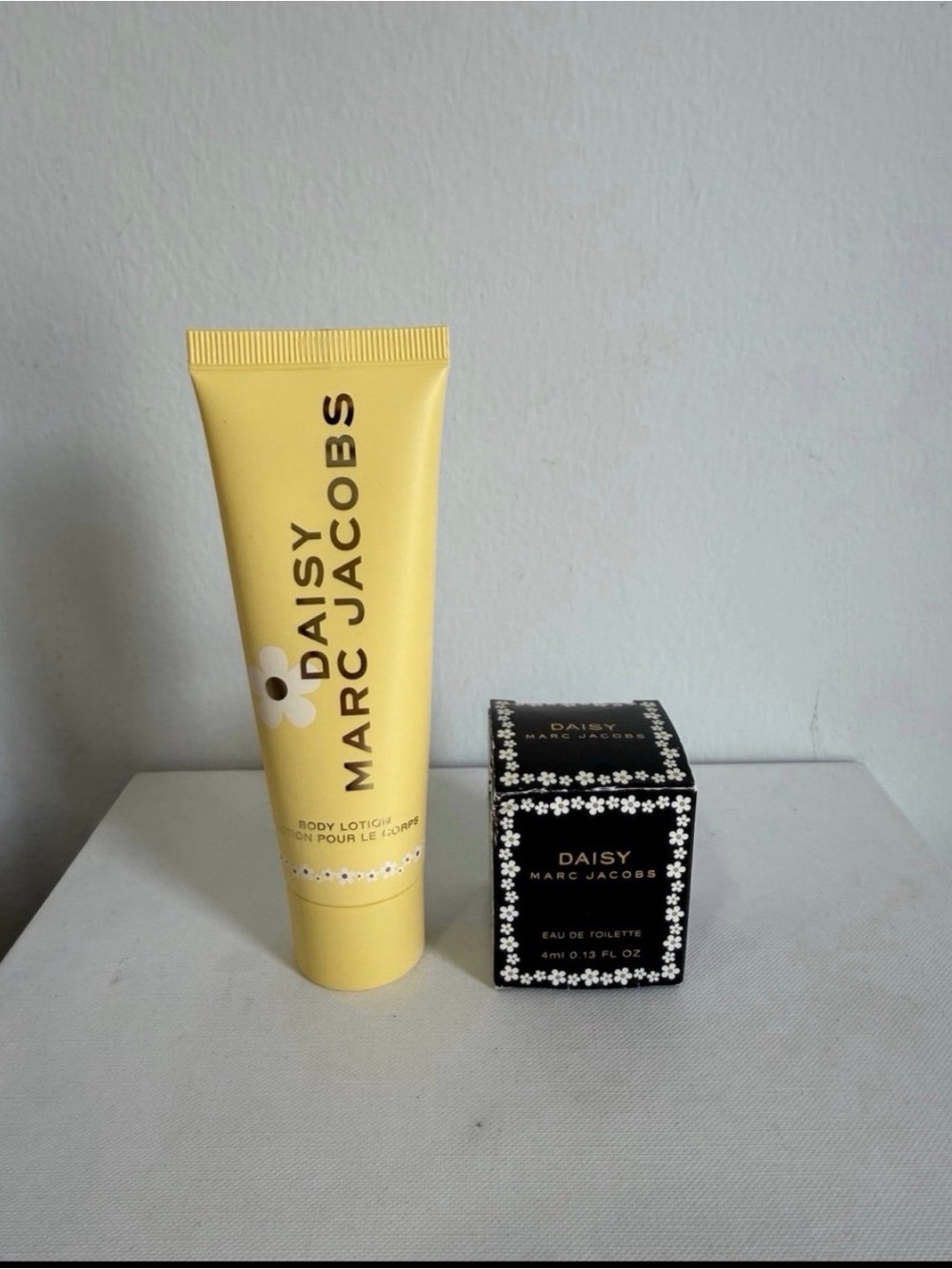 Marc Jacob’s Daisy Set